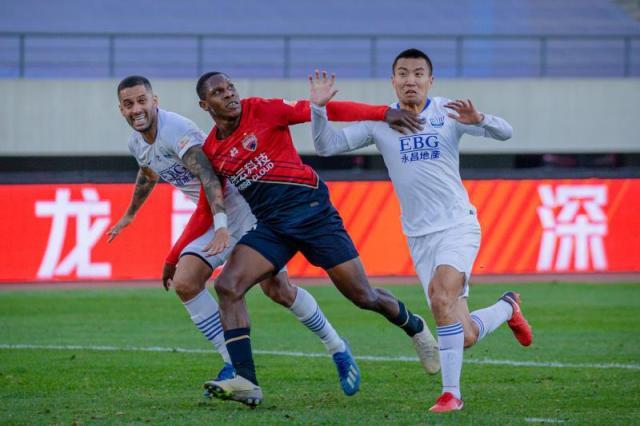 九游体育官网首页-Made In CSL①中超神锋初到日本被称姆博马再现