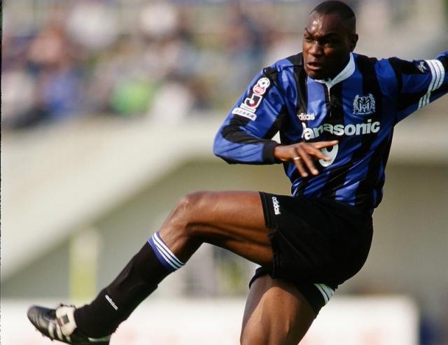 九游体育官网首页-Made In CSL①中超神锋初到日本被称姆博马再现